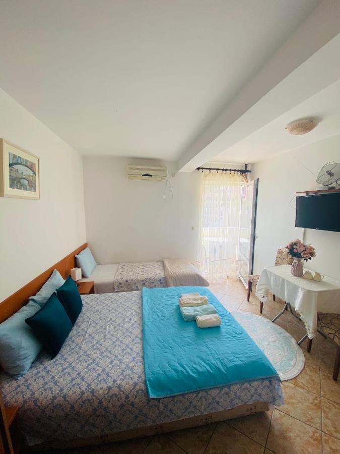 Miomir Perazic Apartments Petrovac Exterior photo