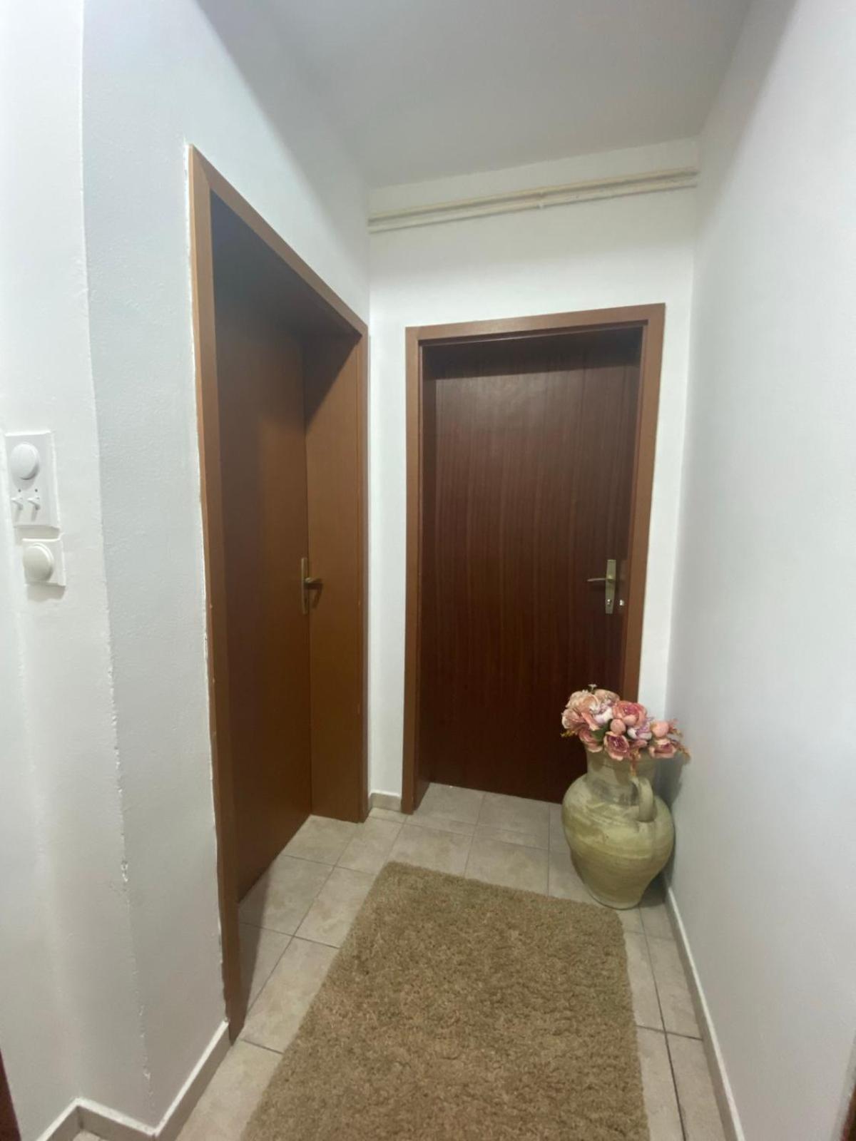 Miomir Perazic Apartments Petrovac Exterior photo