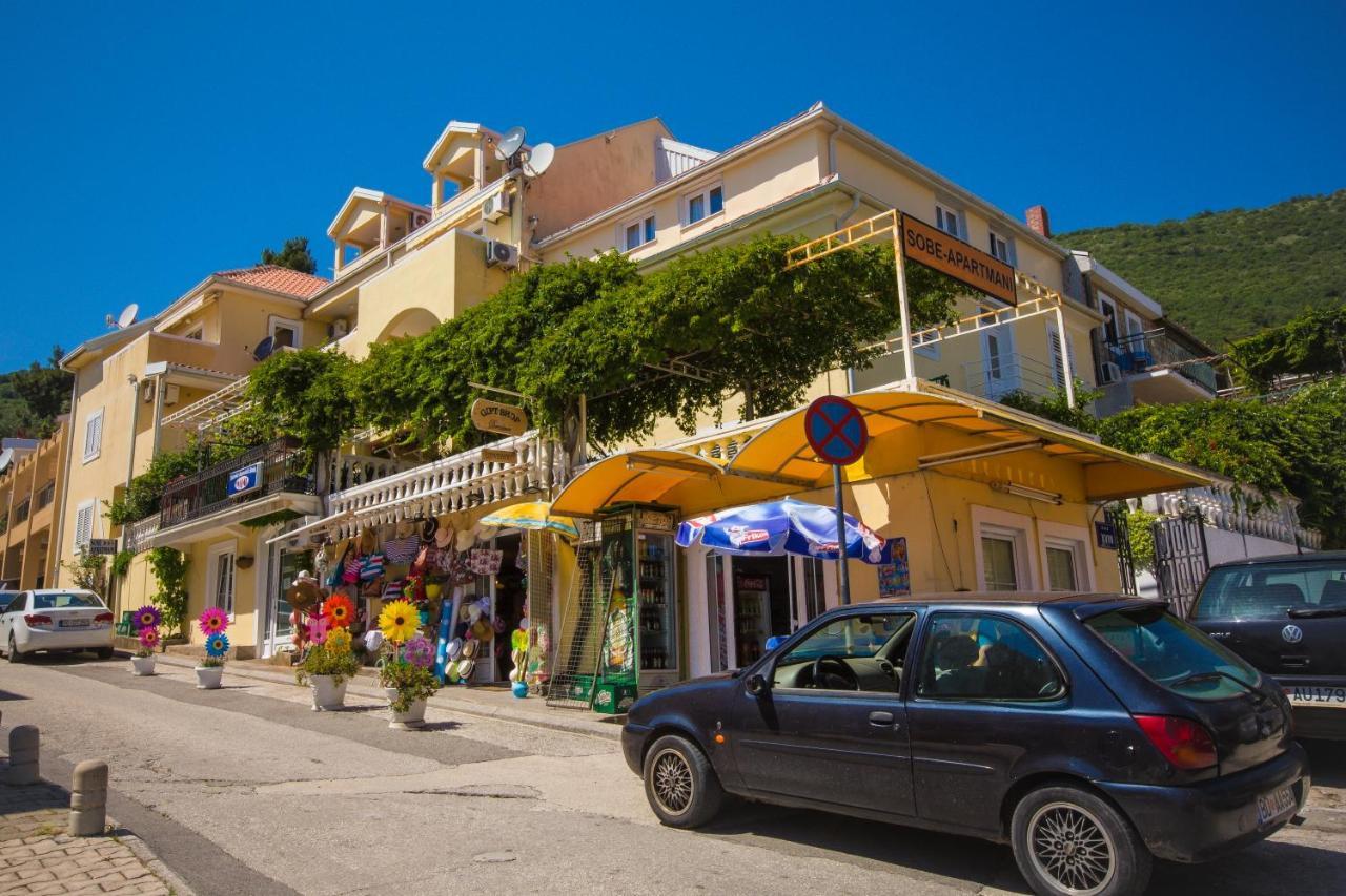 Miomir Perazic Apartments Petrovac Exterior photo