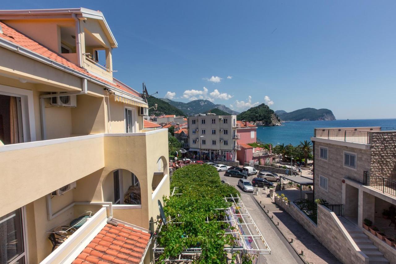 Miomir Perazic Apartments Petrovac Exterior photo
